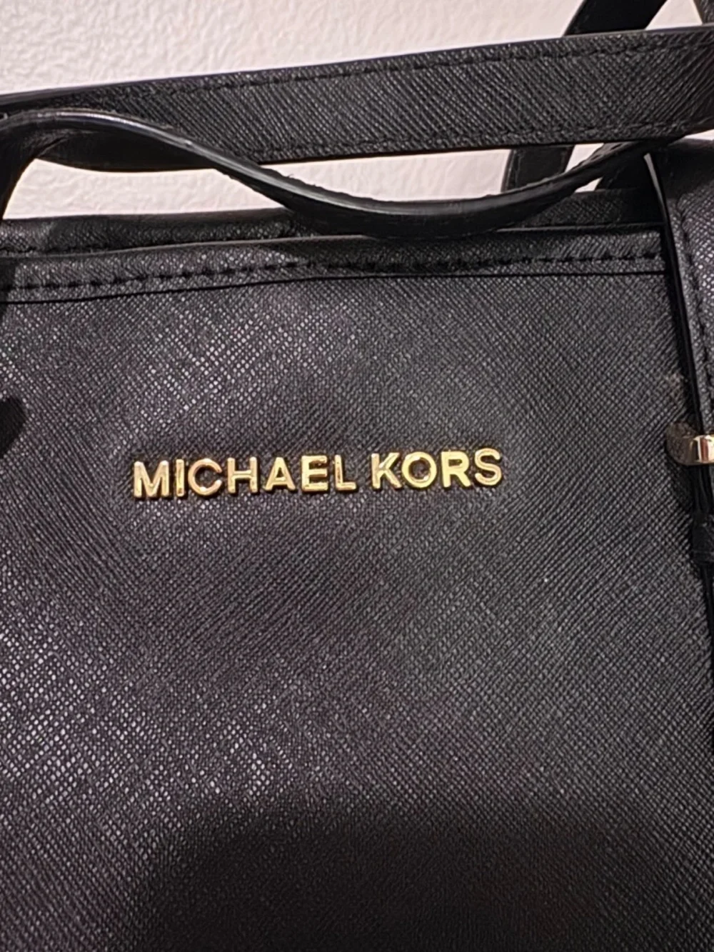 Michael Kors Jet Set Travel Medium Top Zip Tote Black Saffiano NWOT